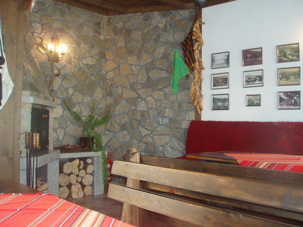 Mania Guest House Kalofer Luaran gambar