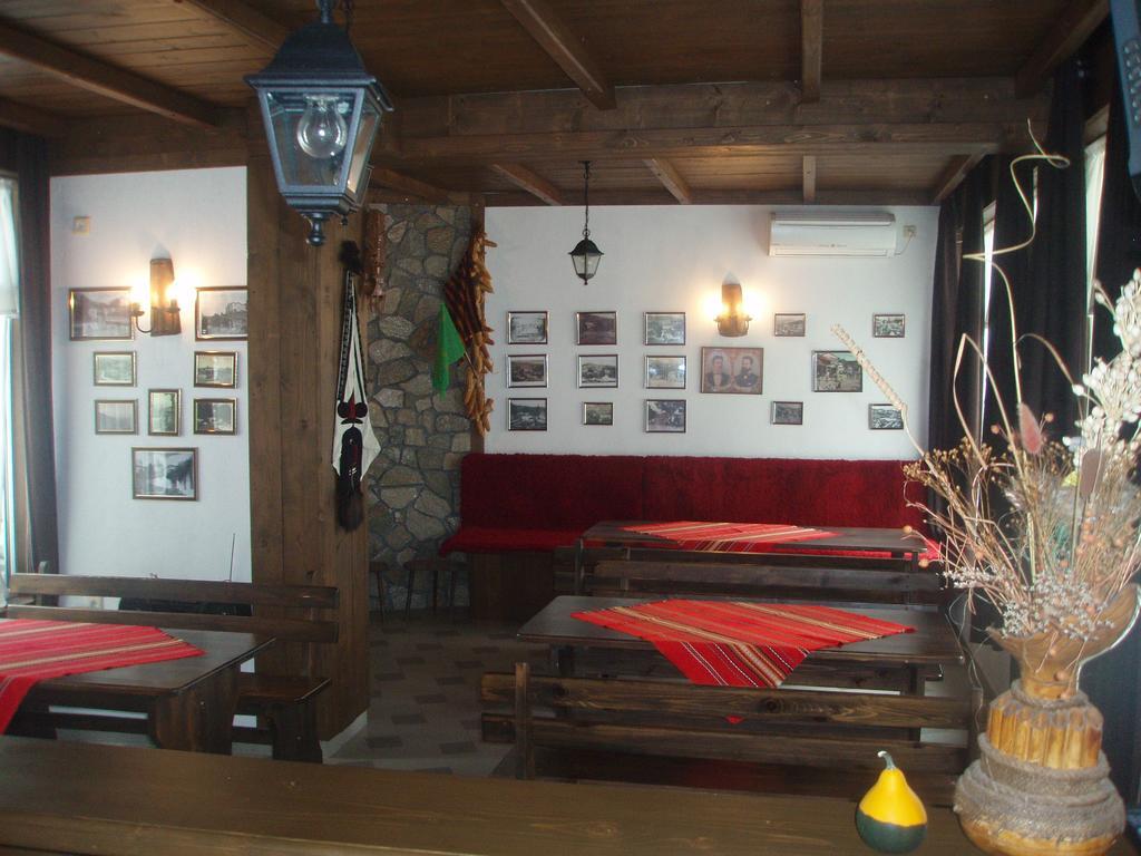 Mania Guest House Kalofer Luaran gambar