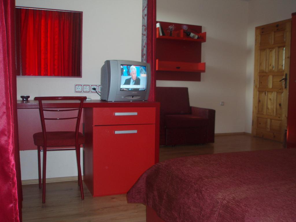 Mania Guest House Kalofer Bilik gambar